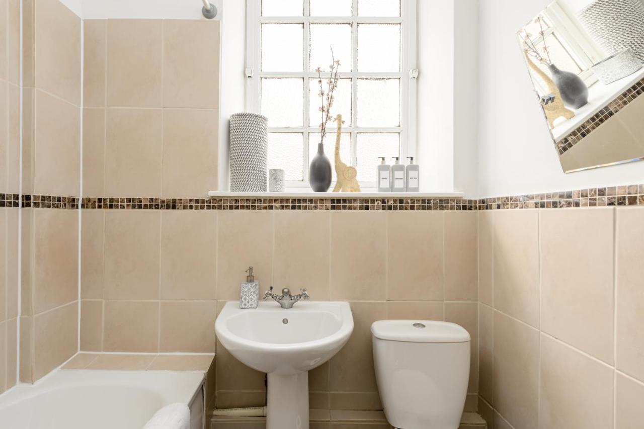 2 Bedroom Royal Mile Apartment Эдинбург Экстерьер фото